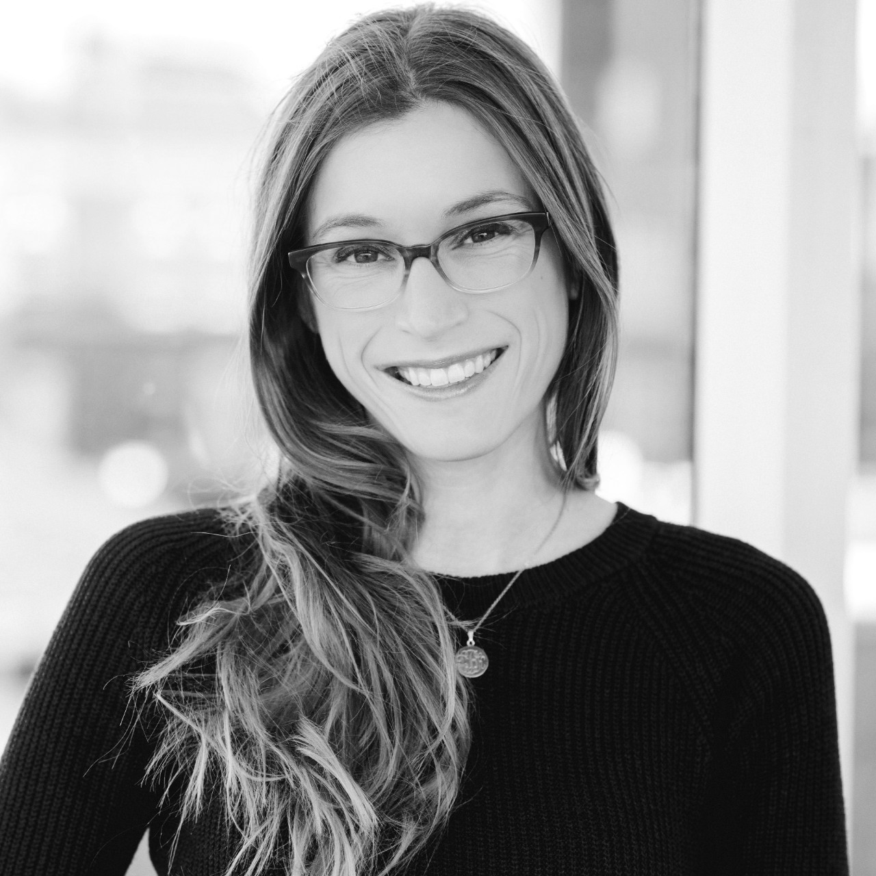 Lisa Bambach headshot